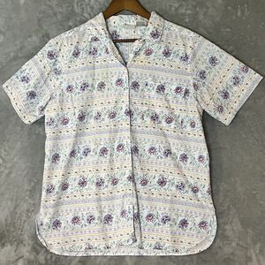 Specialty Collection Authentic Classics Floral Button Down Womens Size Medium